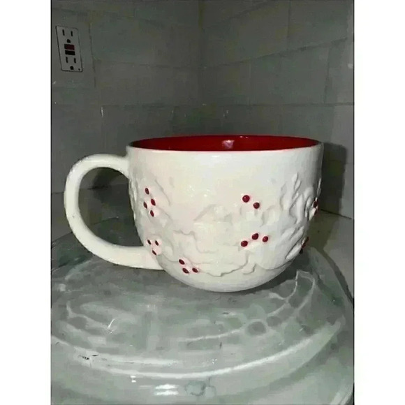 Starbucks 2008 Coffee Mug Cristhmas Doves Holly Berry White Red - Picture 7 of 11